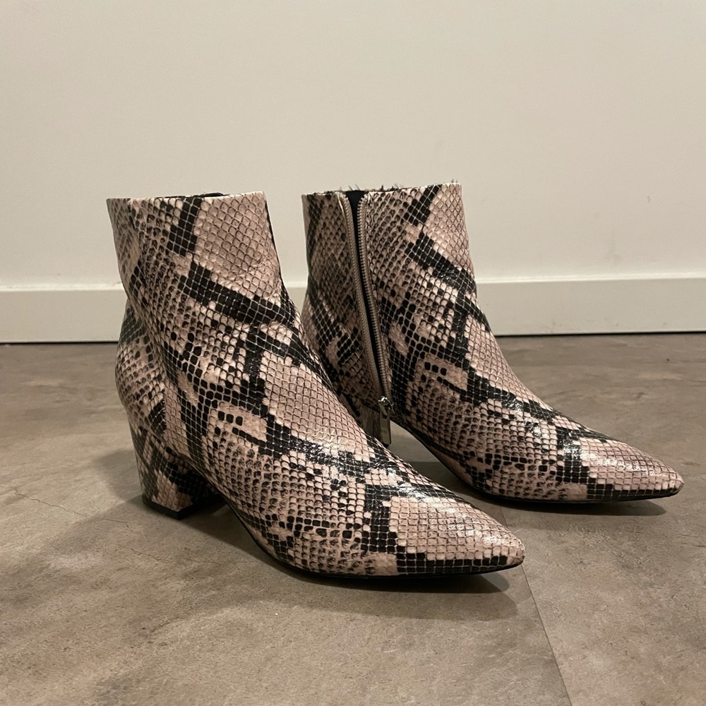 Marc Fisher Snakeskin booties size 6.5